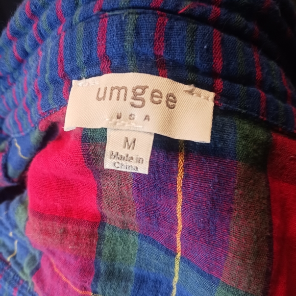 Umgee Plaid Flannel Fray Hem Red Blue Purple Green *missing button* Size Medium - Picture 2 of 9